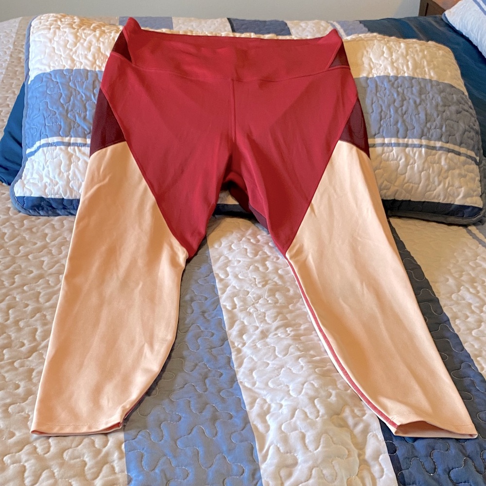 Stylish women’s Colorblock Leggings